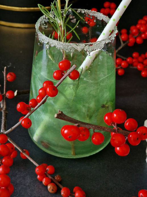 Rezept: Grinch Mojito – Der grüne Frechdachs unter den Cocktails!